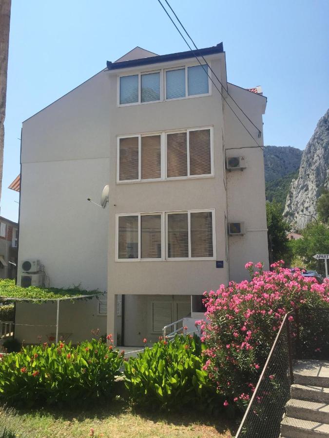 Apartment Mate Omiš Exterior foto